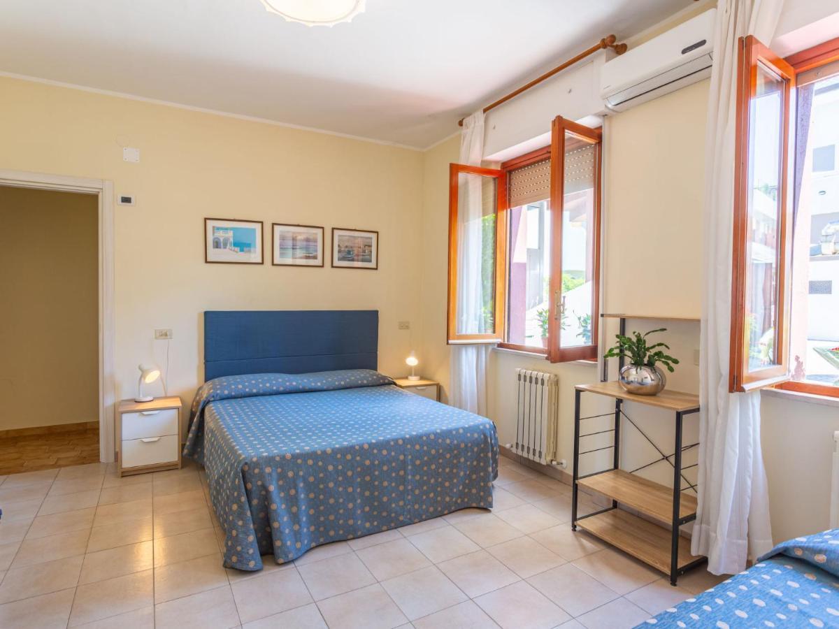 Apartment Mare Blu-1 By Interhome ฟรานคาวิลลา อัลมาเร ภายนอก รูปภาพ